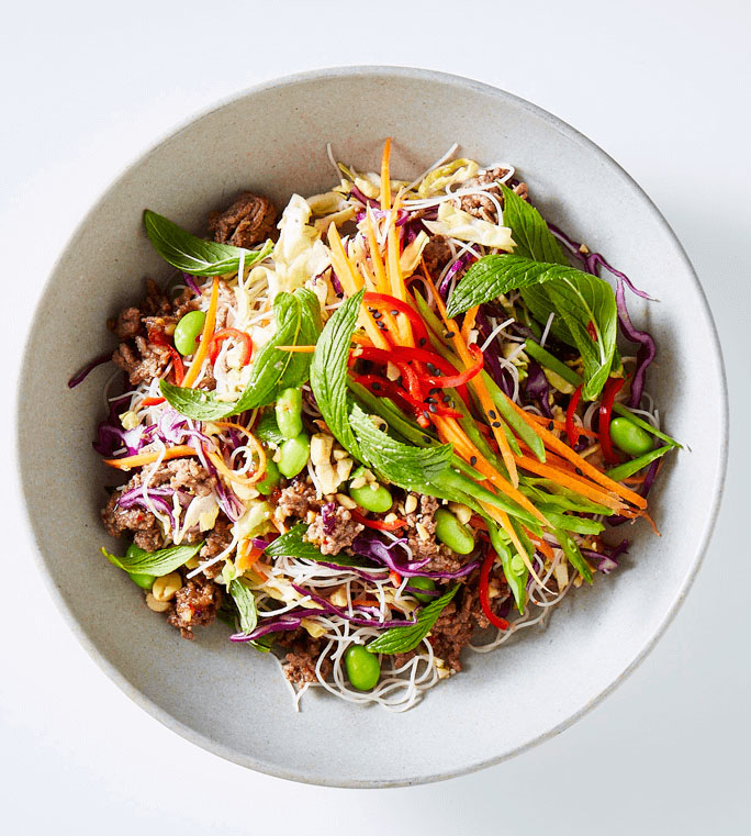 สลัดเส้นหมี่เนื้อสไตล์เวียดนาม